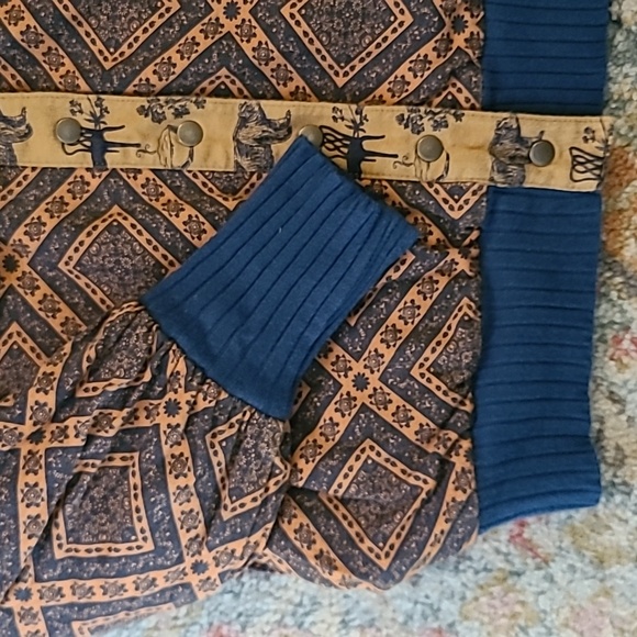 Kate Quinn Button Up light jacket - Picture 4 of 9